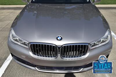 2016 BMW 750i NAV BK/CAM EXEC PKG PREM/SPTS FRESH TRADE IN   - Photo 12 - Stafford, TX 77477