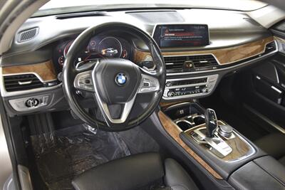 2016 BMW 750i NAV BK/CAM EXEC PKG PREM/SPTS FRESH TRADE IN   - Photo 28 - Stafford, TX 77477
