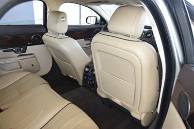 2014 Jaguar XJ PORTFOLIO ED AWD NAV PANO ROOF BK/CAM FRESH TRADE   - Photo 36 - Stafford, TX 77477