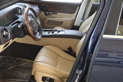 2014 Jaguar XJ PORTFOLIO ED AWD NAV PANO ROOF BK/CAM FRESH TRADE   - Photo 30 - Stafford, TX 77477
