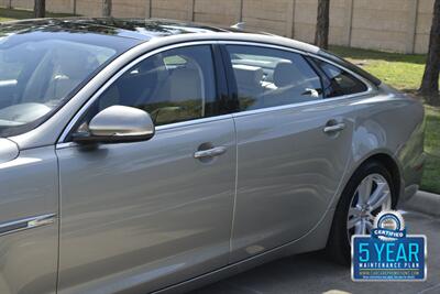 2014 Jaguar XJ PORTFOLIO ED AWD NAV PANO ROOF BK/CAM FRESH TRADE   - Photo 23 - Stafford, TX 77477