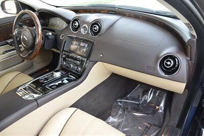 2014 Jaguar XJ PORTFOLIO ED AWD NAV PANO ROOF BK/CAM FRESH TRADE   - Photo 29 - Stafford, TX 77477