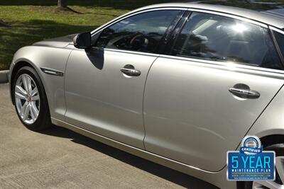 2014 Jaguar XJ PORTFOLIO ED AWD NAV PANO ROOF BK/CAM FRESH TRADE   - Photo 8 - Stafford, TX 77477