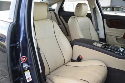 2014 Jaguar XJ PORTFOLIO ED AWD NAV PANO ROOF BK/CAM FRESH TRADE   - Photo 33 - Stafford, TX 77477