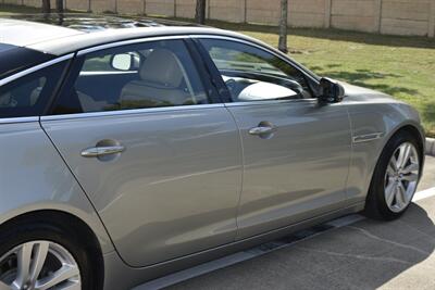 2014 Jaguar XJ PORTFOLIO ED AWD NAV PANO ROOF BK/CAM FRESH TRADE   - Photo 3 - Stafford, TX 77477