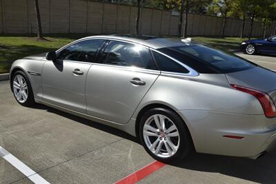 2014 Jaguar XJ PORTFOLIO ED AWD NAV PANO ROOF BK/CAM FRESH TRADE   - Photo 7 - Stafford, TX 77477