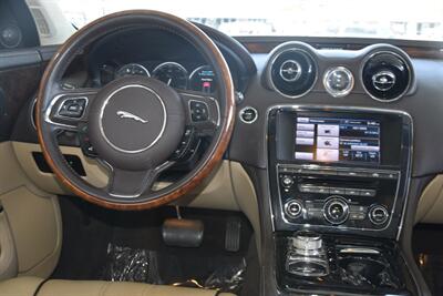 2014 Jaguar XJ PORTFOLIO ED AWD NAV PANO ROOF BK/CAM FRESH TRADE   - Photo 32 - Stafford, TX 77477
