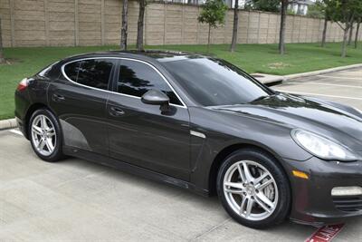 2010 Porsche Panamera S LOADED NAV ROOF SPORTS WHLS NEW TRADE IN   - Photo 6 - Stafford, TX 77477
