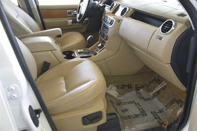 2011 Land Rover LR4   - Photo 31 - Stafford, TX 77477
