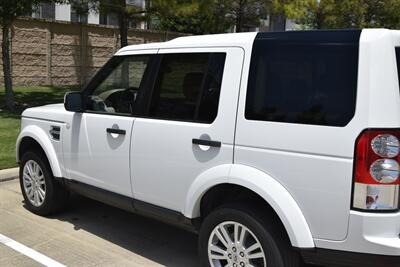 2011 Land Rover LR4   - Photo 15 - Stafford, TX 77477