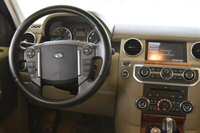 2011 Land Rover LR4   - Photo 24 - Stafford, TX 77477