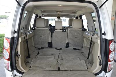 2011 Land Rover LR4   - Photo 21 - Stafford, TX 77477