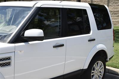 2011 Land Rover LR4   - Photo 9 - Stafford, TX 77477