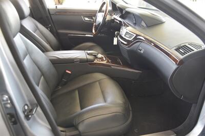 2013 Mercedes-Benz S 550 4MATIC PANO ROOF NAV BK/CAM FRESH TRADE NICE   - Photo 31 - Stafford, TX 77477