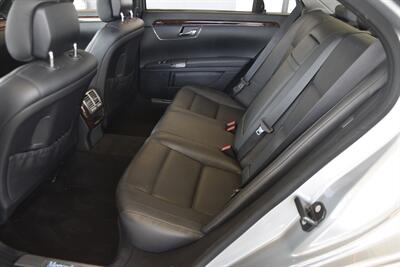 2013 Mercedes-Benz S 550 4MATIC PANO ROOF NAV BK/CAM FRESH TRADE NICE   - Photo 36 - Stafford, TX 77477