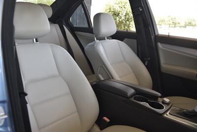 2011 Mercedes-Benz C 300 LUXURY LTHR ROOF 49K ORIG MILES FRESH TRADE   - Photo 32 - Stafford, TX 77477