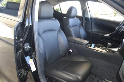 2009 Lexus IS 250 LOADED LTHR ROOF 76K ORIG LOW MILES CLEAN   - Photo 33 - Stafford, TX 77477
