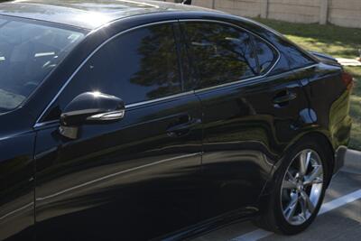 2009 Lexus IS 250 LOADED LTHR ROOF 76K ORIG LOW MILES CLEAN   - Photo 9 - Stafford, TX 77477