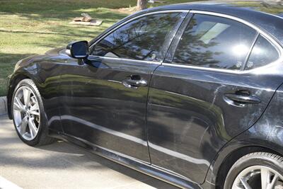 2009 Lexus IS 250 LOADED LTHR ROOF 76K ORIG LOW MILES CLEAN   - Photo 17 - Stafford, TX 77477