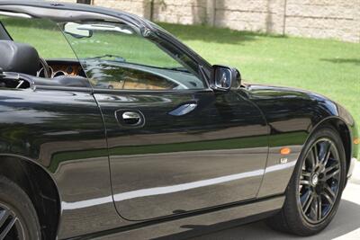 2005 Jaguar XKR SUPERCHARGED CONVERTIBLE 76K LOW MILES FRESH TRADE   - Photo 21 - Stafford, TX 77477