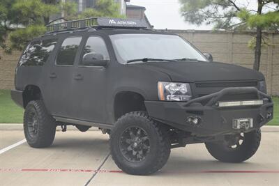 2012 Chevrolet Suburban LT 2500 6.0L LIFTED LTHR ROOF REAR DVD PREM WHLS   - Photo 37 - Stafford, TX 77477