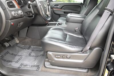 2012 Chevrolet Suburban LT 2500   - Photo 22 - Stafford, TX 77477
