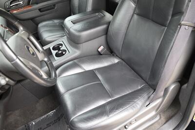 2012 Chevrolet Suburban LT 2500   - Photo 23 - Stafford, TX 77477