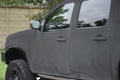 2012 Chevrolet Suburban LT 2500   - Photo 16 - Stafford, TX 77477
