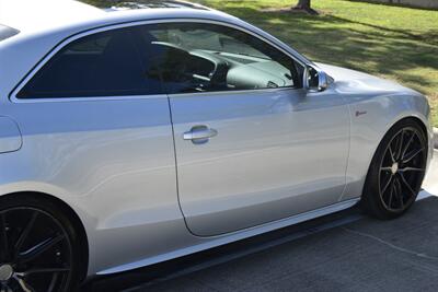 2013 Audi S5 3.0T QUATTRO PRESTIGE 6SPD MANUAL FRESH TRADE IN   - Photo 18 - Stafford, TX 77477