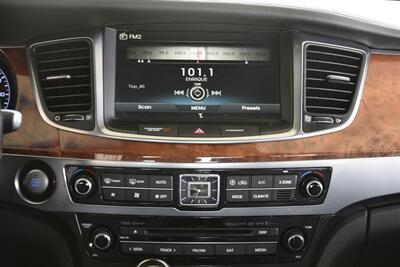 2014 Hyundai Equus SIGNATURE EDI NAV BK/CAM REAR RECLINE STS CLEAN   - Photo 26 - Stafford, TX 77477