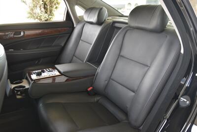 2014 Hyundai Equus SIGNATURE EDI NAV BK/CAM REAR RECLINE STS CLEAN   - Photo 37 - Stafford, TX 77477