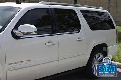 2013 Cadillac Escalade ESV PREMIUM   - Photo 9 - Stafford, TX 77477