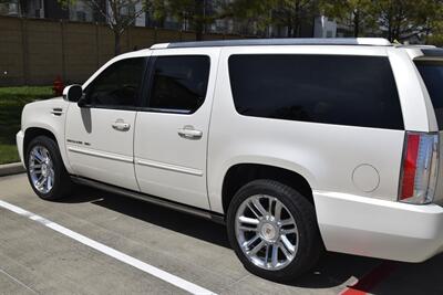 2013 Cadillac Escalade ESV PREMIUM   - Photo 15 - Stafford, TX 77477