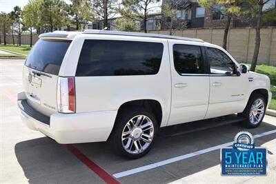 2013 Cadillac Escalade ESV PREMIUM   - Photo 14 - Stafford, TX 77477