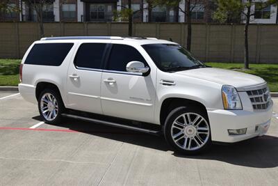 2013 Cadillac Escalade ESV PREMIUM   - Photo 22 - Stafford, TX 77477