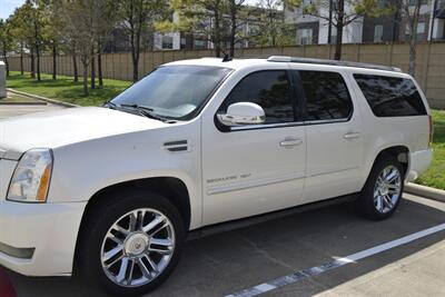 2013 Cadillac Escalade ESV PREMIUM   - Photo 7 - Stafford, TX 77477