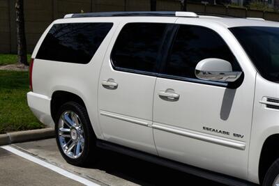 2013 Cadillac Escalade ESV PREMIUM   - Photo 48 - Stafford, TX 77477