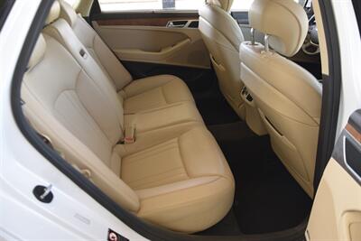 2015 Hyundai Genesis 5.0L NAV BK/CAM PANO ROOF HTD/AC SEATS NEW TRADE   - Photo 37 - Stafford, TX 77477
