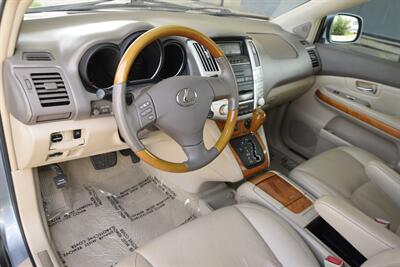 2009 Lexus RX 350 68K LOW MILES LTHR ROOF HTD STS FRESH TRADE IN   - Photo 33 - Stafford, TX 77477