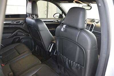 2014 Porsche Cayenne Diesel  76K LOW MILES WRAPPED TOP LOADED FRESH LAMBO TRADE IN - Photo 33 - Stafford, TX 77477