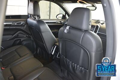 2014 Porsche Cayenne Diesel  76K LOW MILES WRAPPED TOP LOADED FRESH LAMBO TRADE IN - Photo 33 - Stafford, TX 77477