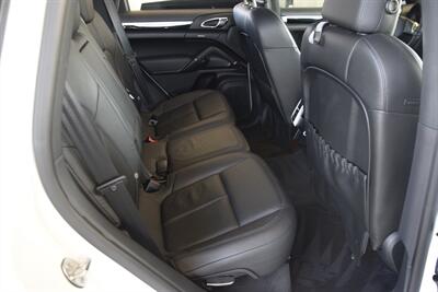 2014 Porsche Cayenne Diesel  76K LOW MILES WRAPPED TOP LOADED FRESH LAMBO TRADE IN - Photo 35 - Stafford, TX 77477