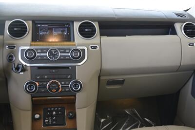 2016 Land Rover LR4 HSE LUX NAV BK/CAM HTD STS ROOF FRESH TRADE   - Photo 25 - Stafford, TX 77477