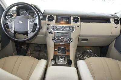 2016 Land Rover LR4 HSE LUX NAV BK/CAM HTD STS ROOF FRESH TRADE   - Photo 26 - Stafford, TX 77477