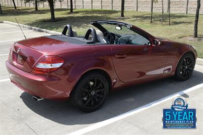 2005 Mercedes-Benz SLK 350 ROADSTER 55K LOW MILES GARAGED NEW TRADE   - Photo 18 - Stafford, TX 77477