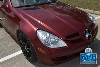 2005 Mercedes-Benz SLK 350 ROADSTER 55K LOW MILES GARAGED NEW TRADE   - Photo 13 - Stafford, TX 77477