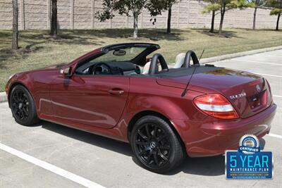 2005 Mercedes-Benz SLK 350 ROADSTER 55K LOW MILES GARAGED NEW TRADE   - Photo 17 - Stafford, TX 77477