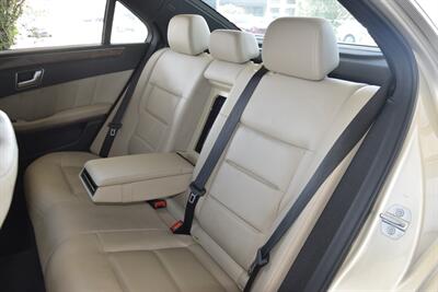 2011 Mercedes-Benz E 350 Luxury NAV BK/CAM 74K LOW MILES FRESH TRADE   - Photo 37 - Stafford, TX 77477