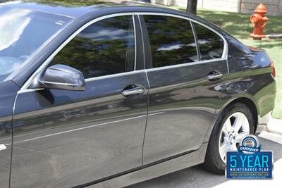 2012 BMW 528i PREM PKG P/SENSOR ROOF HTD STS HWY MILES NICE   - Photo 9 - Stafford, TX 77477