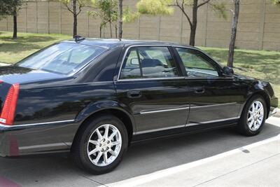 2011 Cadillac DTS LUXURY COLLECTION 66K LOW MILES LTHR ROOF HTD SEAT   - Photo 19 - Stafford, TX 77477